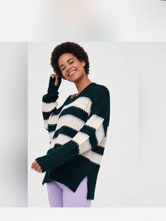 aerie Sweaters - Aerie Bundle Up Pull Over Sweater Oversized Chunky Knit Medium NWT Green Striped